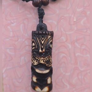 🗿🍹"Tiki" Carved Resin Amulet ✨️NEW✨️ Adjustable o/s
